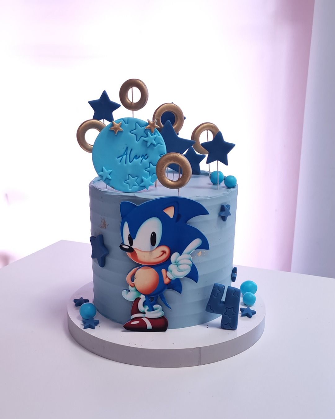 Bajkowy Tort dla chłopca - Pracownia Kremlove Tort dla chłopca z Soniciem